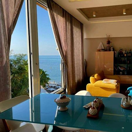 Sea&Sun&Sand Luxury Apartment In Durrës Exteriör bild